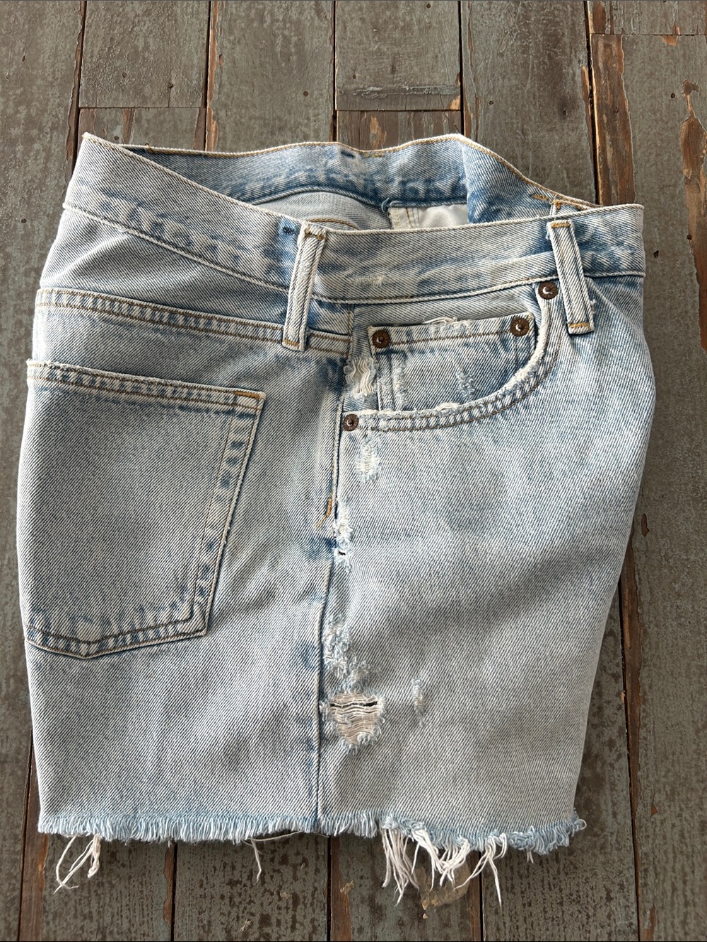 Agolde Parker Vintage Cut Off Long Blue Distressed Jean Shorts Size 26 - Picture 7 of 12